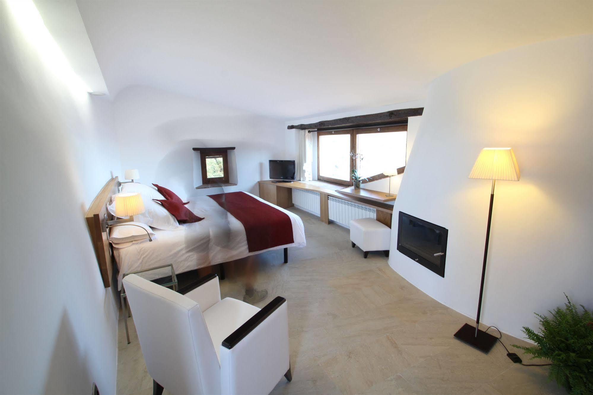 Hotel Can Cuch Canoves Exterior photo